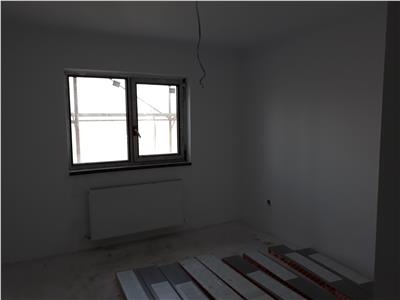 Capat Pacurari, bloc nou, apartament 3 camere