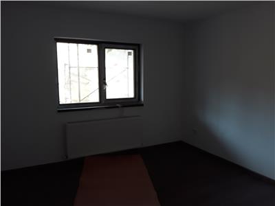 Capat Pacurari, bloc nou, apartament 3 camere