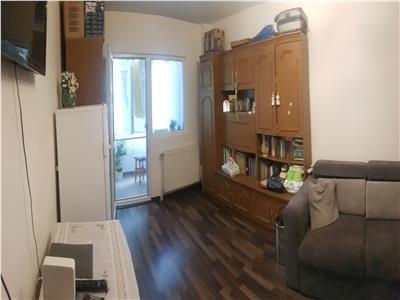 Apartament de 3 camere decomandate, Dacia